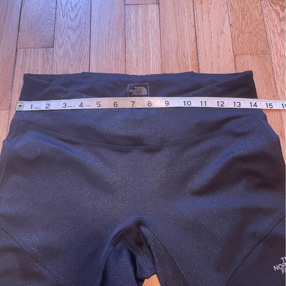 The North Face Sparkly Black Women’s Capri Leggings M - Picture 9 of 10